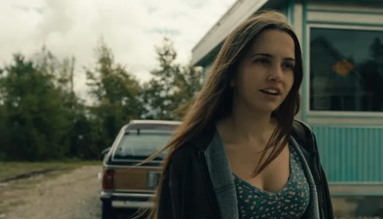 Момент из 10 серии 1 сезона