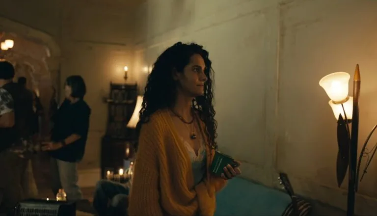 Момент из 7 серии 1 сезона