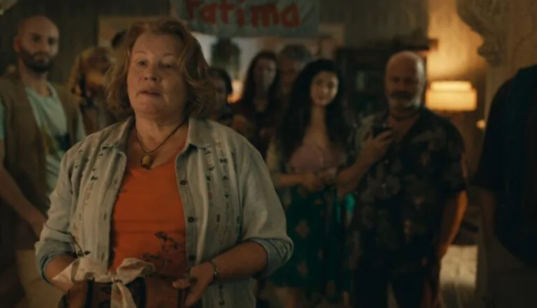 Момент из 9 серии 3 сезона